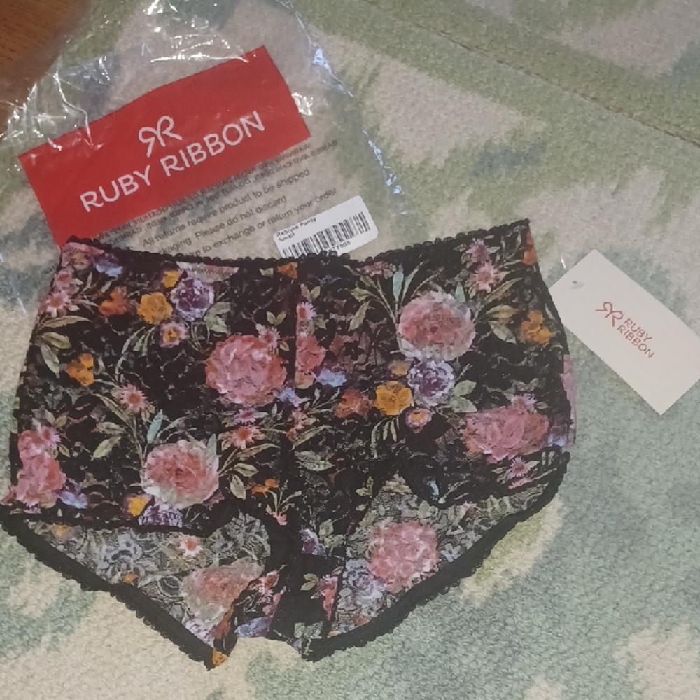 New Ruby Ribbon Floral Lace Panties - Black and Multicolor